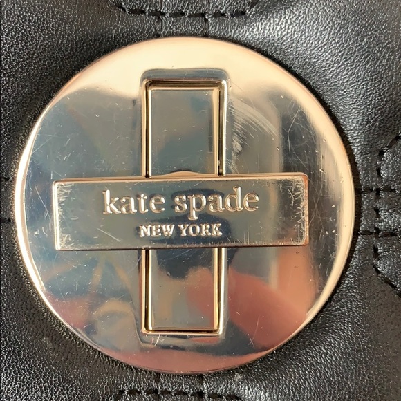 Kate Spade quilted crossbody with gold hardware - Picture 8 of 8